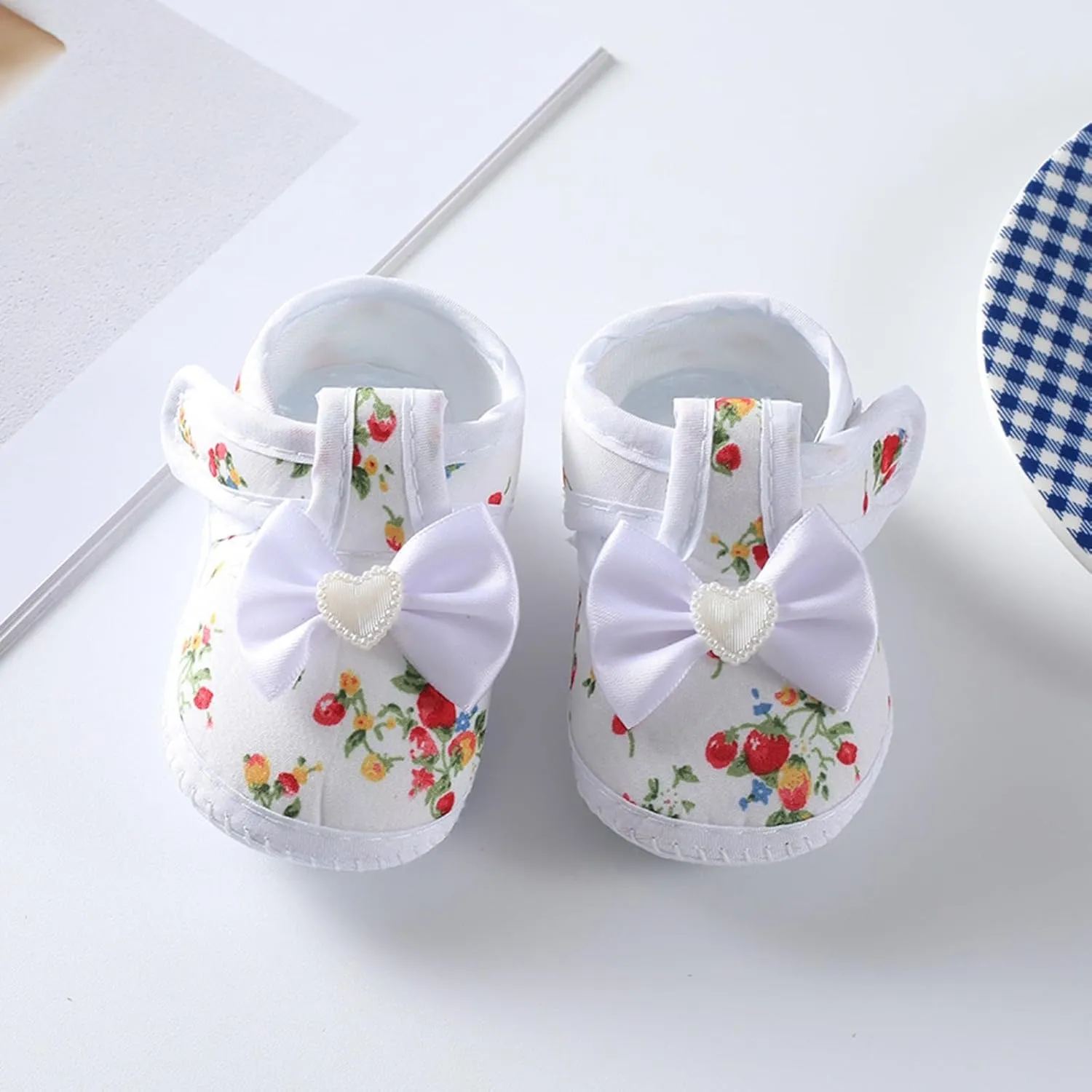 Baby Girls Sandals Cartoon Floral Print Bow Non-slip Tassel Flats Sandals Infant Soft First Walking Single Shoes