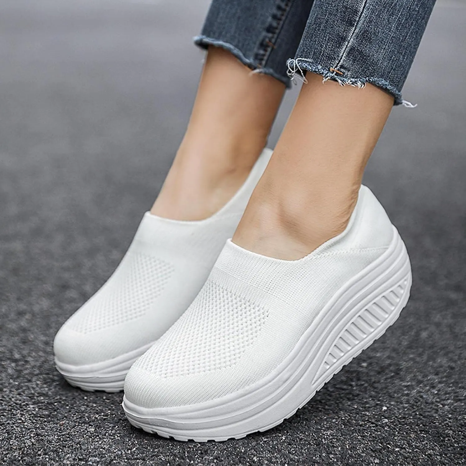 Black Walking Shoes Women Casual Mesh Breathable Sneakers Lightweight Sports Hiking Shoe Slip on Jogging Workout Sneaker Footwear