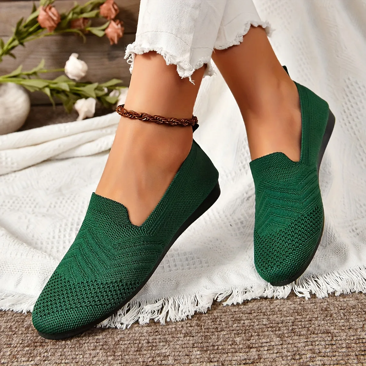 Breathable Womens Casual Knitted SlipOn Flats