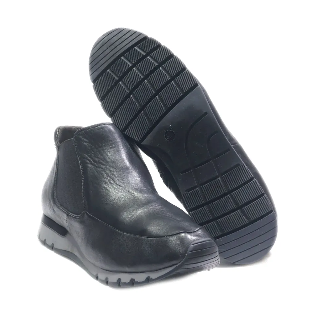 Caprice Ankle Boots Leather Black Colour For Women
