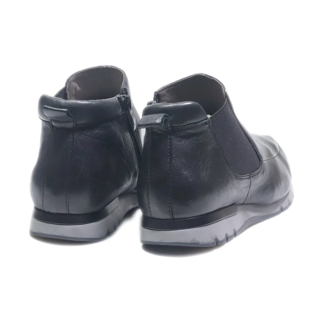 Caprice Ankle Boots Leather Black Colour For Women
