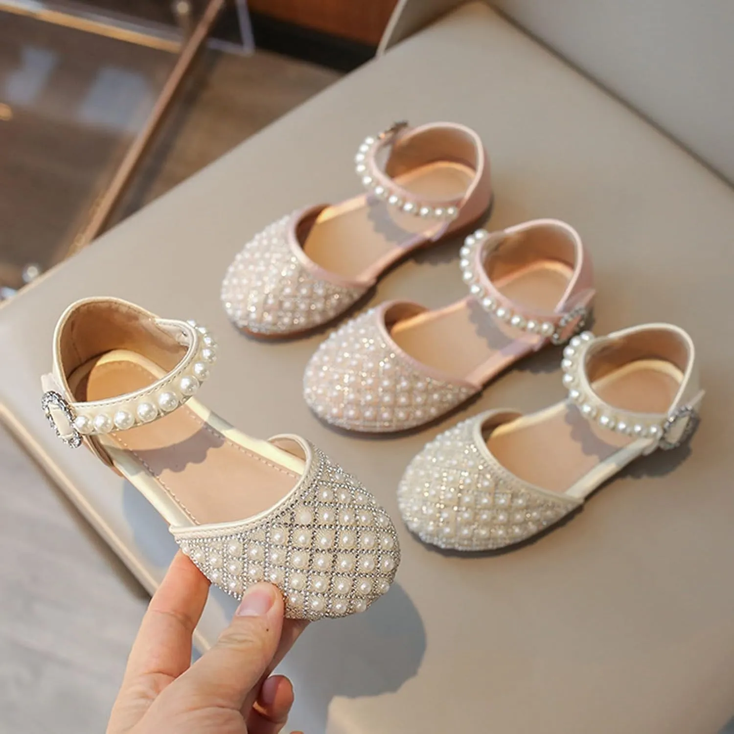 Girls Glitter Pearl Sandals Closed Toe Adjustable Straps Sandals Kids Mary Jane Princess Shoes Dress up Wedding Outdoor