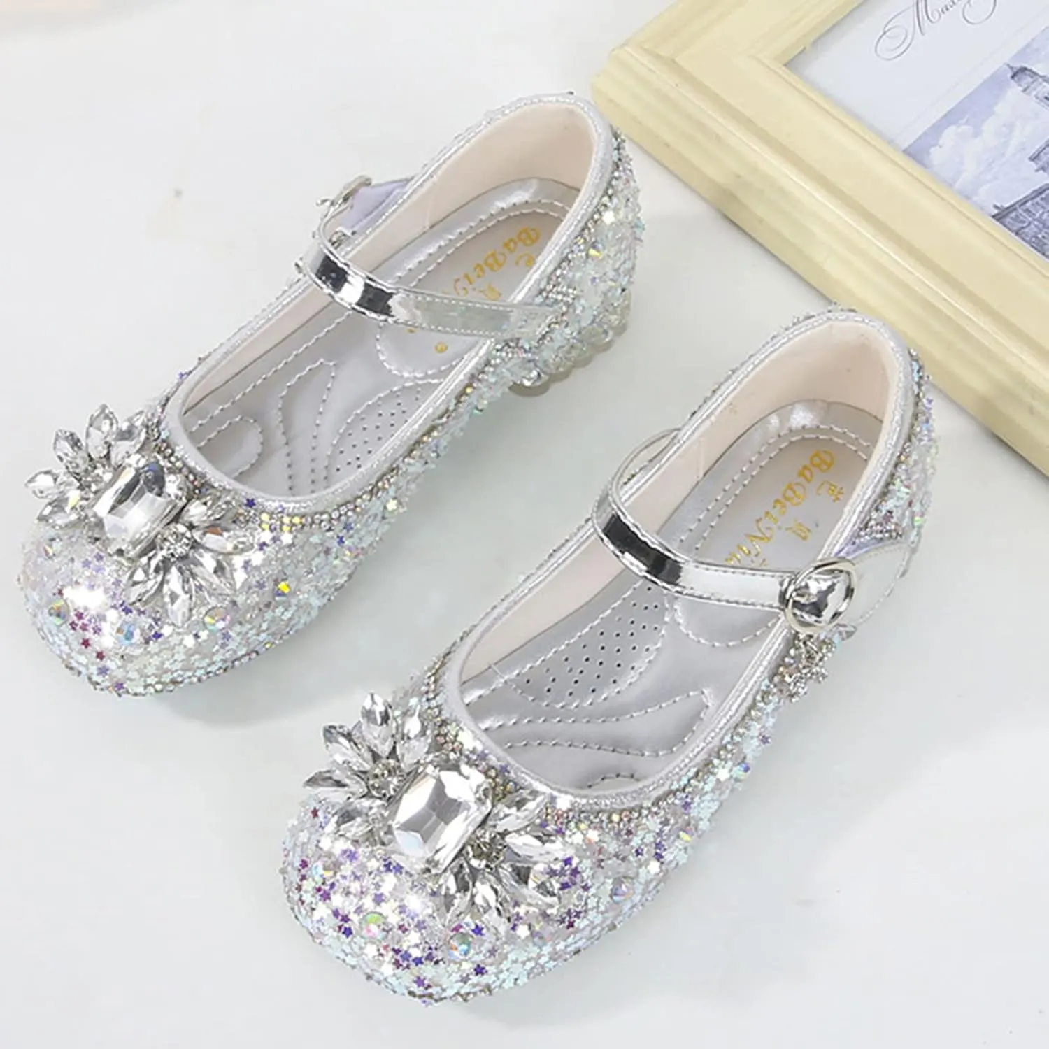 Kids Cloud Sandals Fashion Autumn Toddler And Girls Casual Shoes Dance Shoes Round Toe Buckle Dress Shoes Sandals Shoes