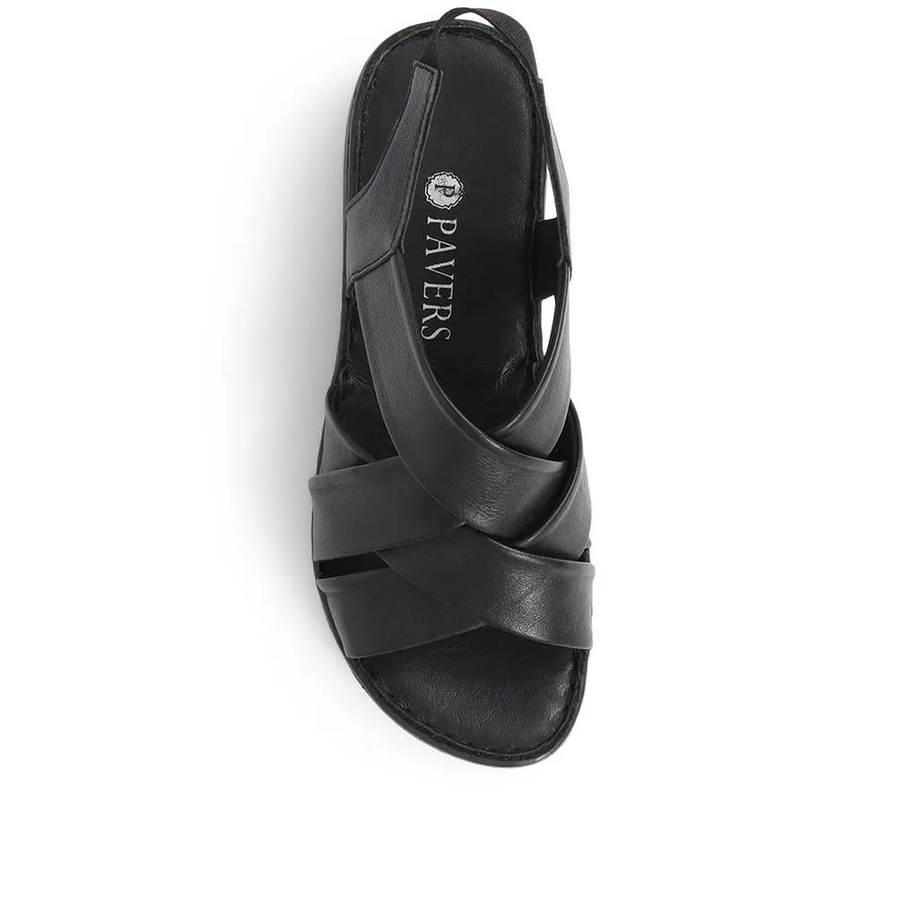Leather Cross-Strap Sandals - LUCK39001 / 325 519