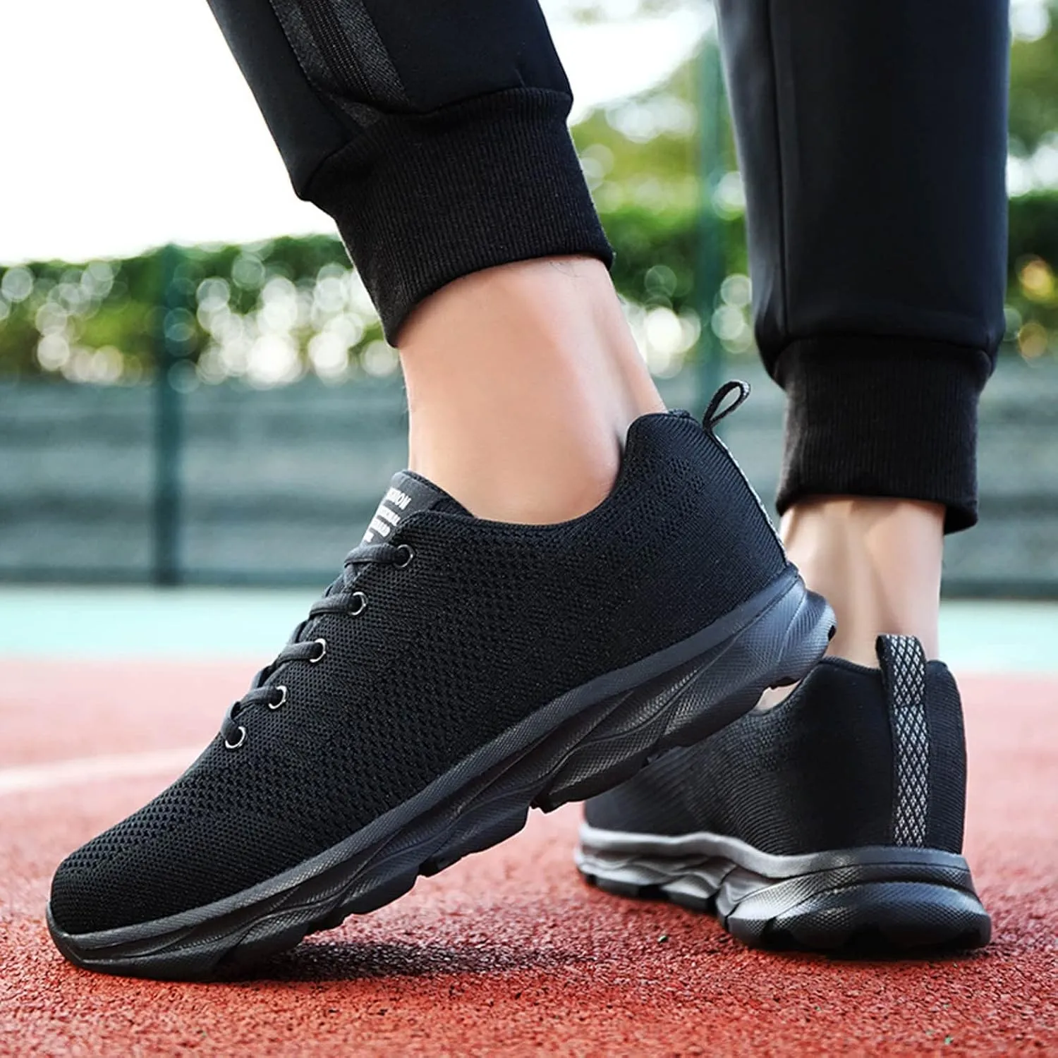Men's Lightweight Non Slip Barefoot Shoes Comfortable Workout Shoes Breathable Mesh Lace Up Sneaker for Men