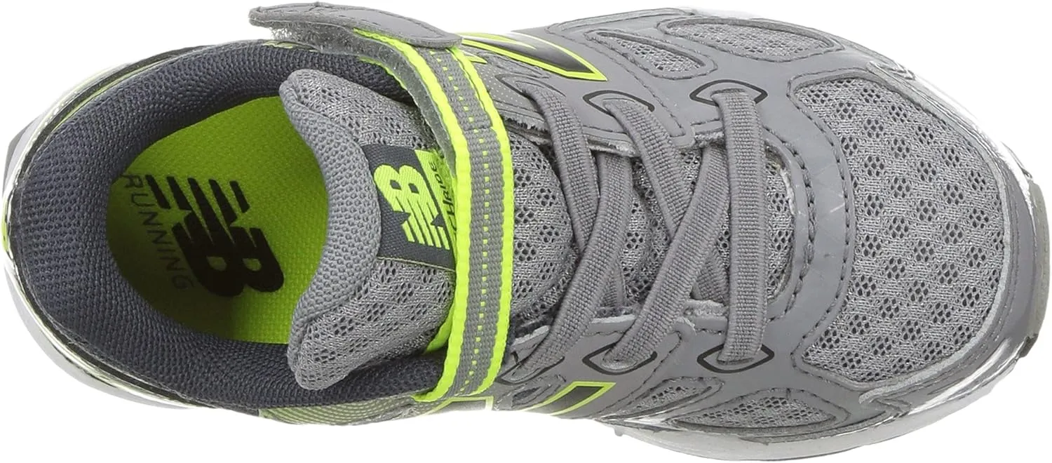New Balance girls 680 V3