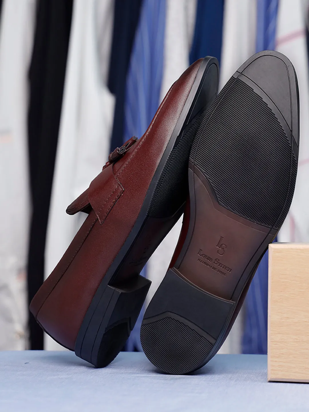 Rosewood Tassel Style Comfortable Moccasins for Men