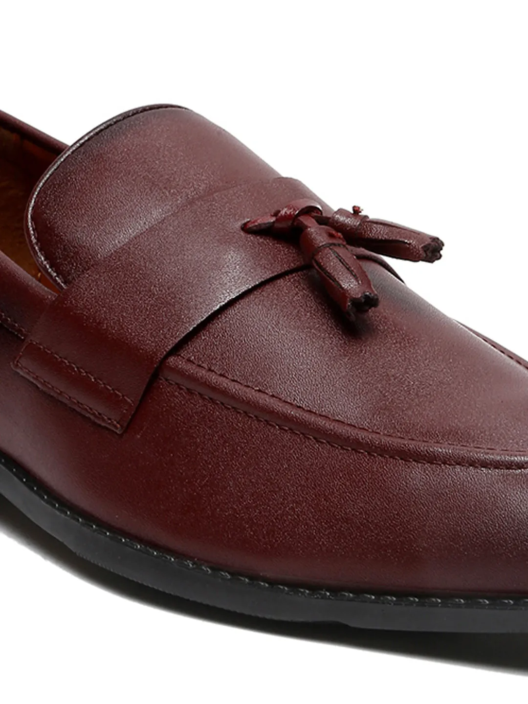 Rosewood Tassel Style Comfortable Moccasins for Men