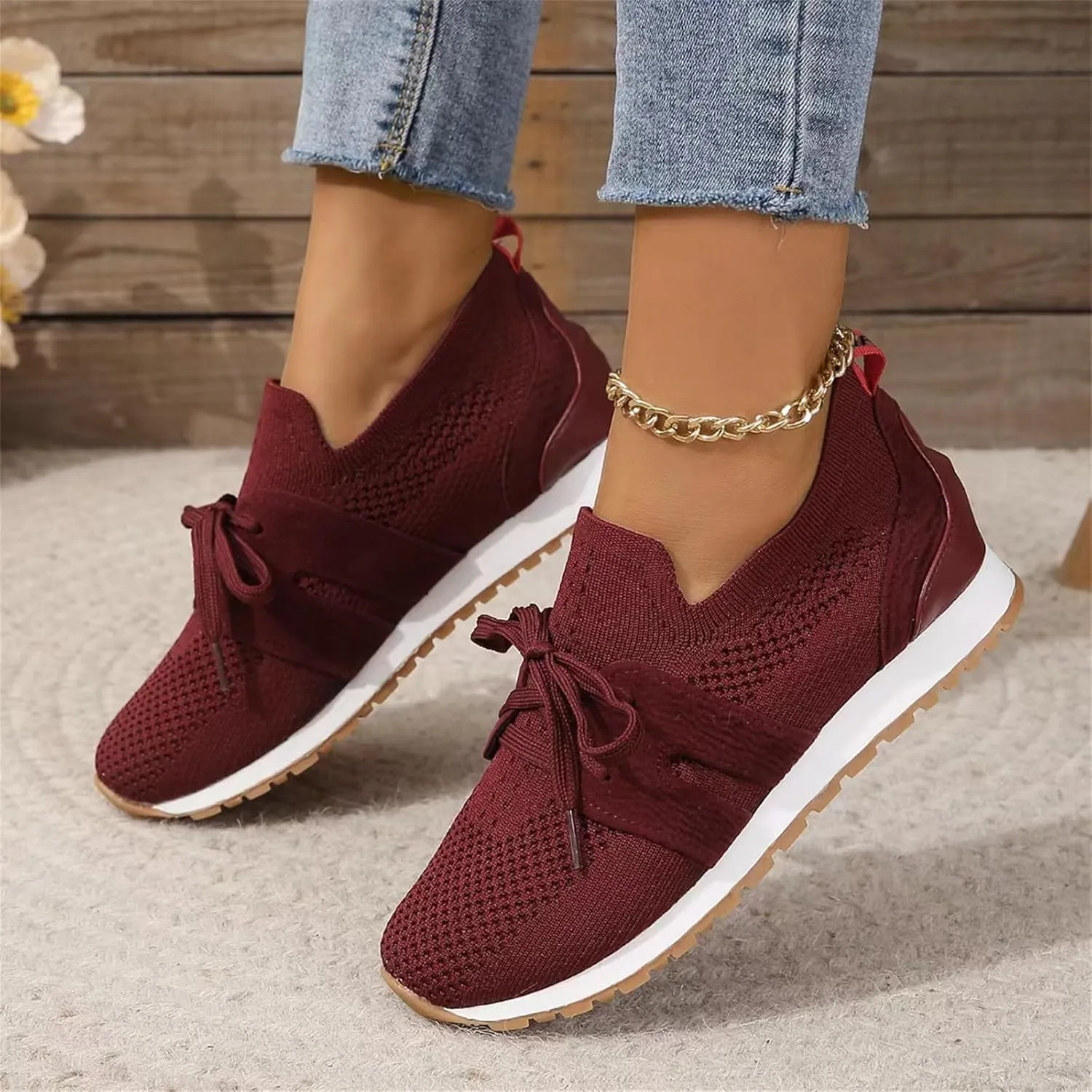 Slip On Sneakers Women Arch Support Running Shoes Non Slip Walking Shoes Lightweight Fashion Gym Workout Tennis Shoes