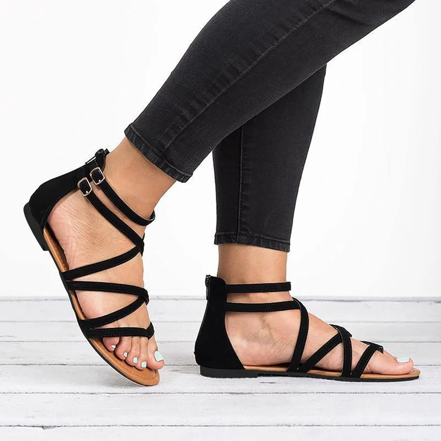 Strappy Sandals for Women Summer 2025 Summer Casual Flat Fisherman Sandals Fashion Cross Strappy Flat Sandal Beach Clip Toe Walking Flip Flops All Day Comfort
