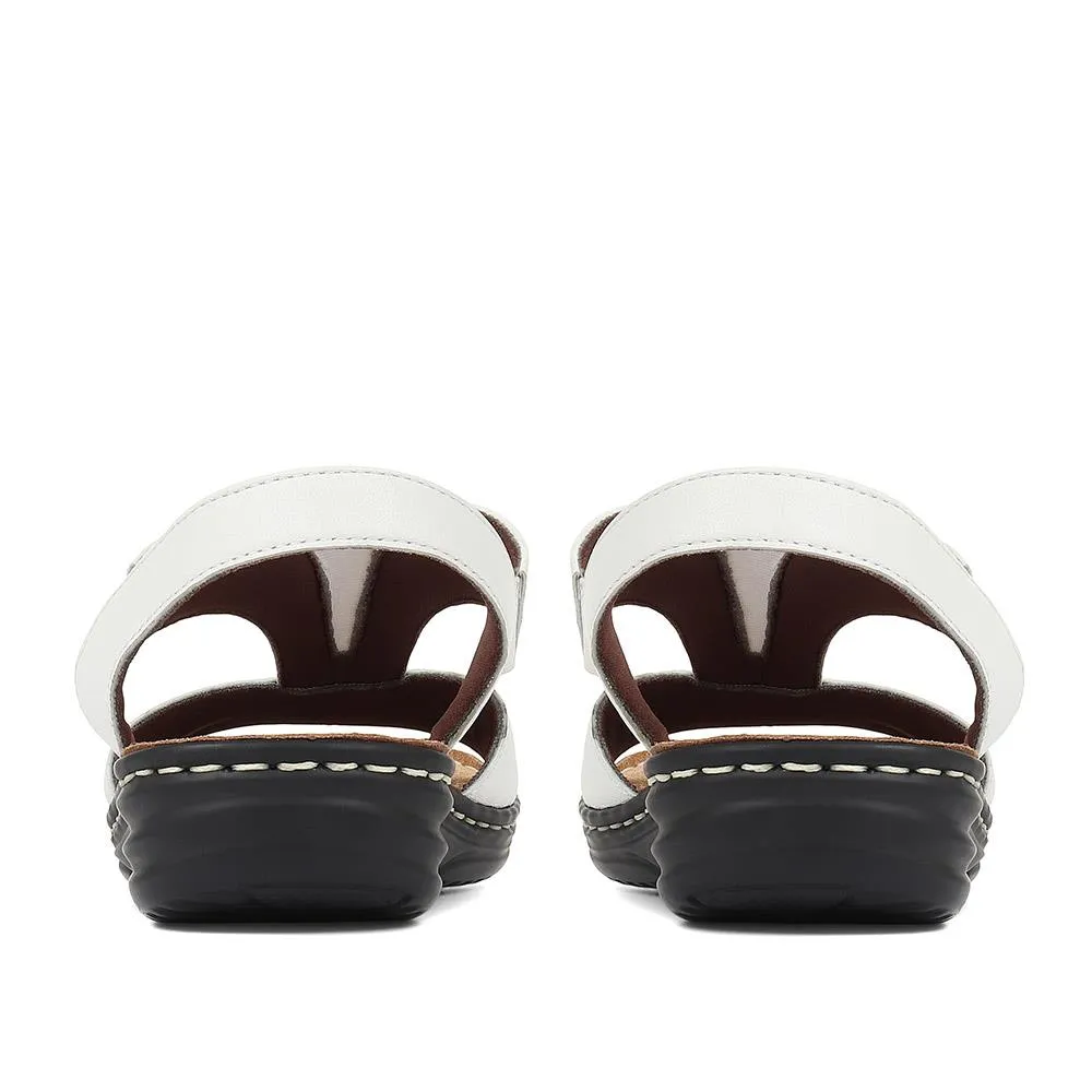 Wide Fit Sling-Back Leather Sandals - KF31001 / 317 808